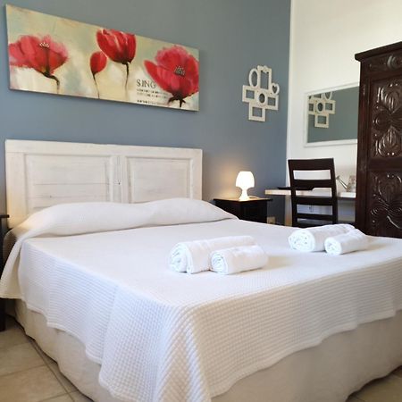 Blue Dolphin Guest House 阿尔盖罗 外观 照片